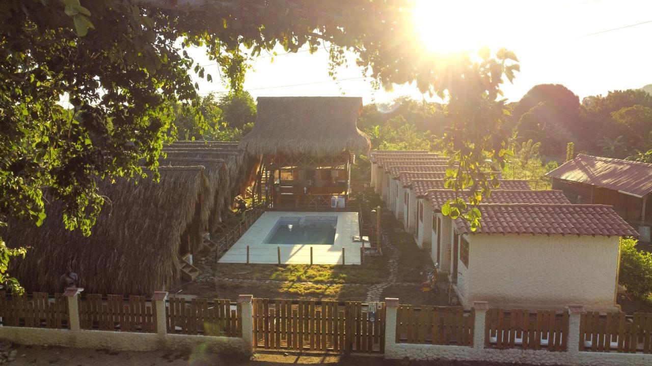 Hotel Palomino Sunrise Extérieur photo